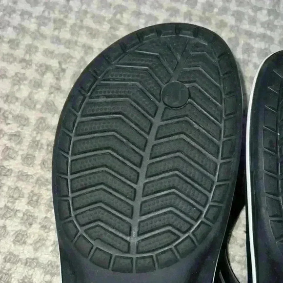 CROCS Crocband Flip-Flops Unisex M 12 Black White - Picture 7 of 8